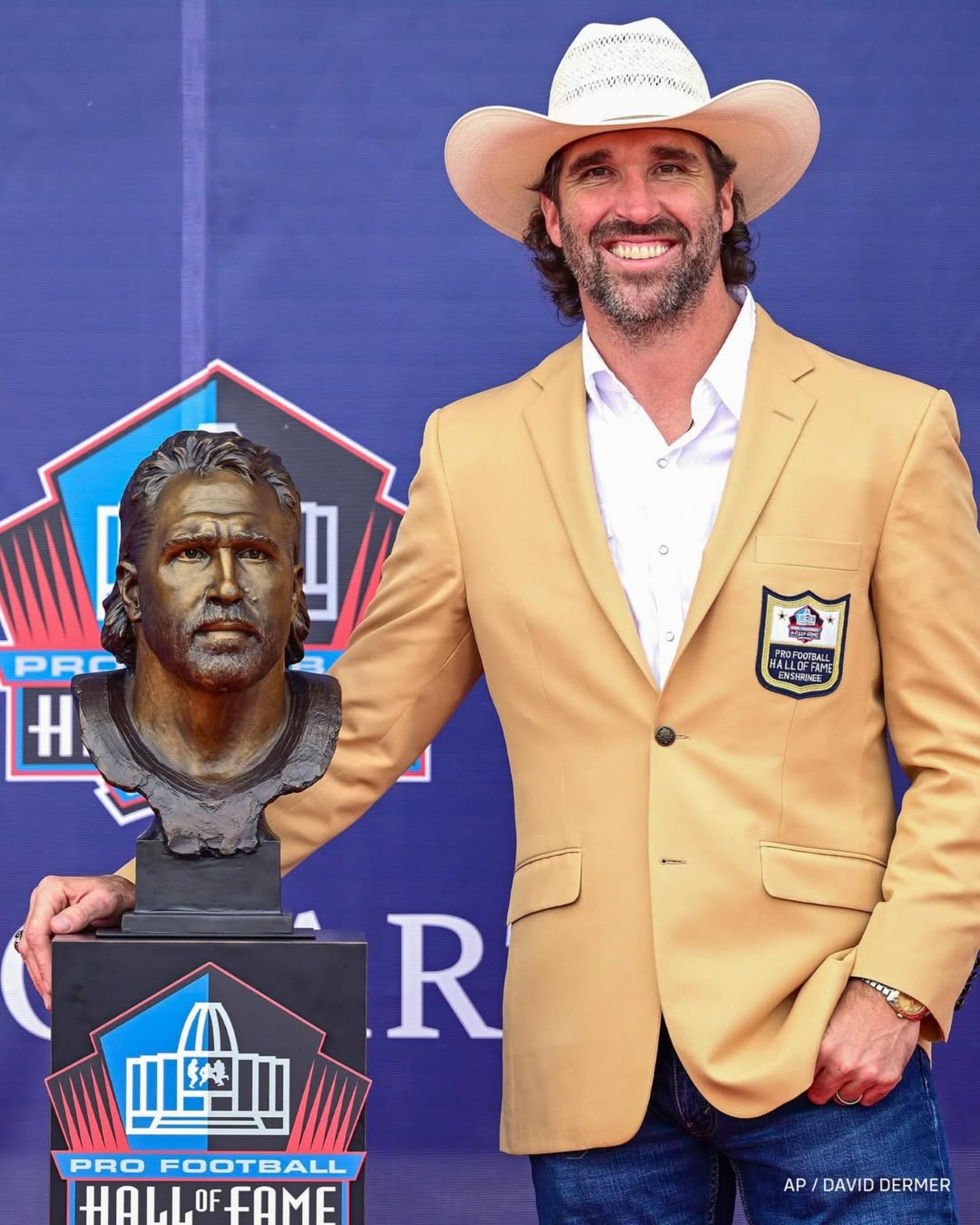 Jared Allen in his Pro Football Hall of Fame jacket